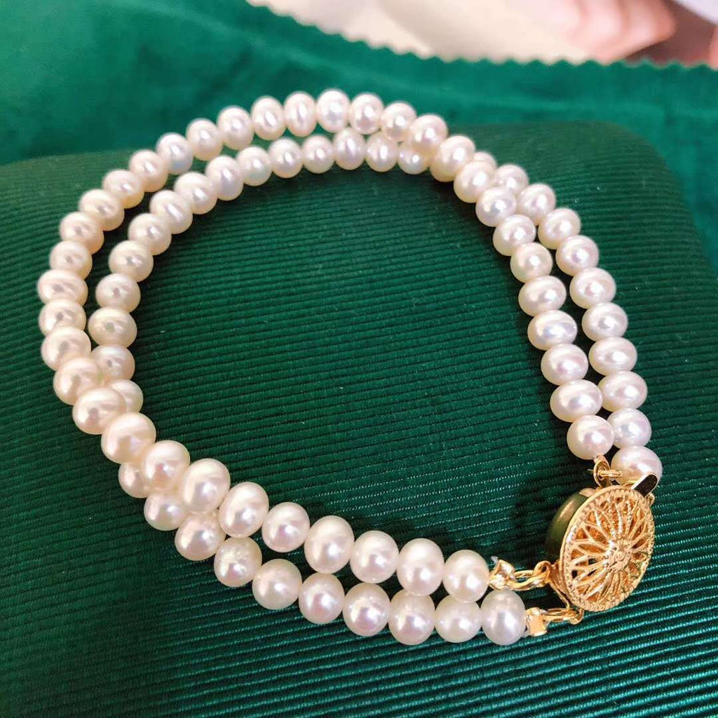 Factory Direct Supply Fresh Water White Pearl Double Layer Bracelet Retro Style Plaid Flower Plate Buckle Handicrafts Crafts pearl bracelet