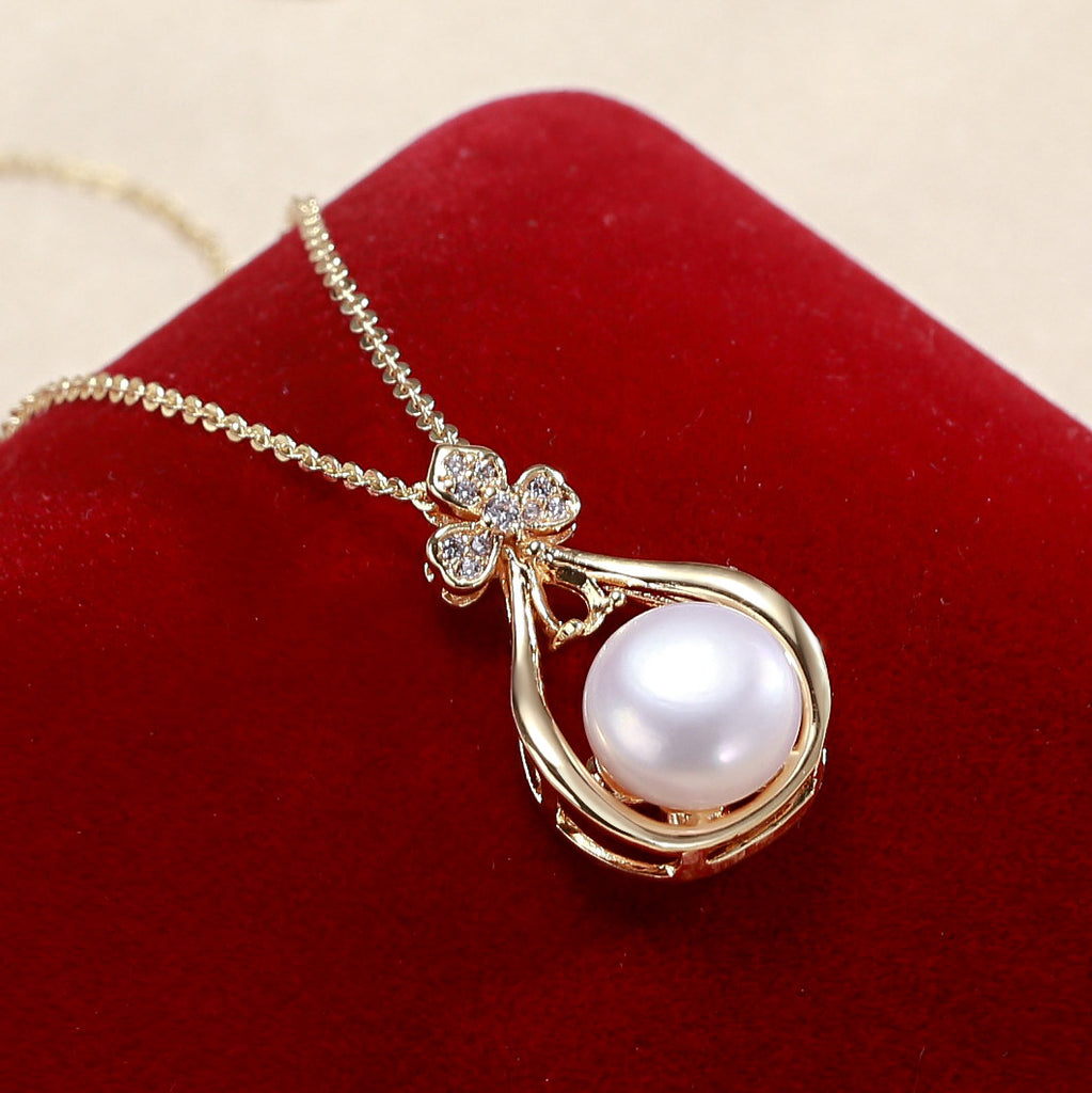 Factory Direct Supply Freshwater Pearl Pendant Fashion Flower Shape Zircon Fashion Rich Personality Necklace Jewelry Ornament Pearl Necklace