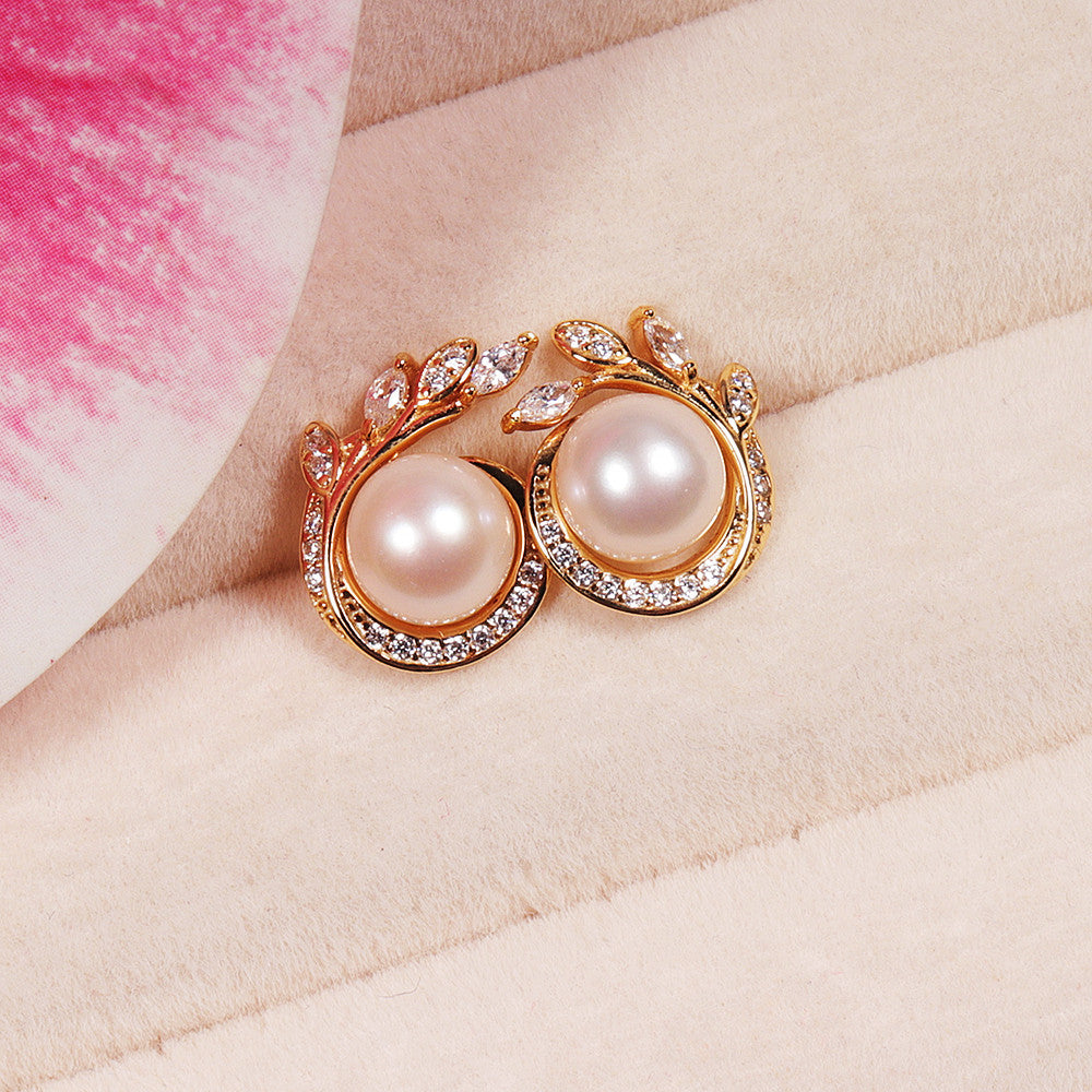 Zhuji Shanxia Lake Whole Body S925 Silver Clover Zircon Ear Studs Graceful Earrings Gift for Mother Wholesale Delivery Pearl earrings