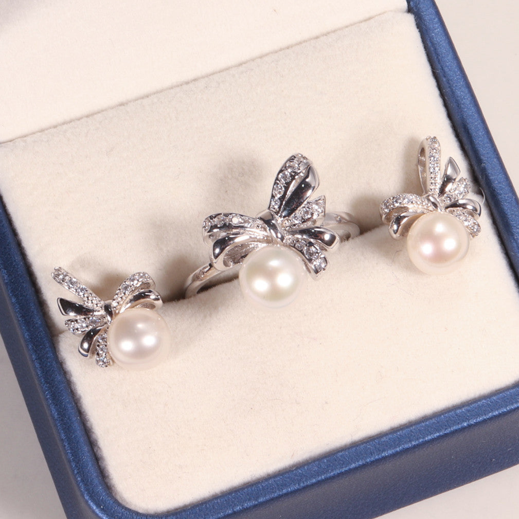 Perfect Circle Strong Light Freshwater Pearl Suit S925 Silver Bow Accessories Minority Fashion Pearl Rings Ear Studs Jewelry Pearl earrings