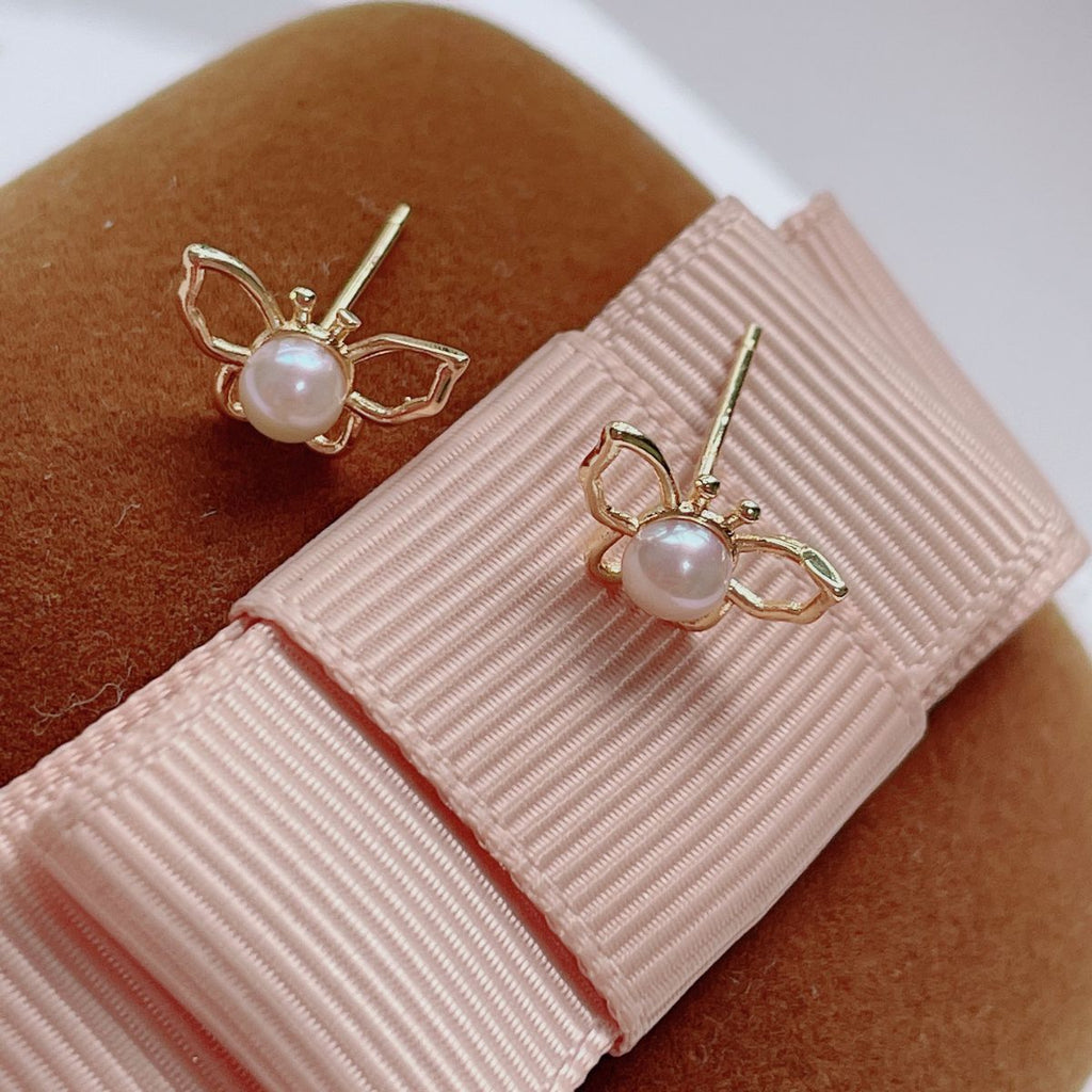 SOURCE Manufacturer Butterfly Freshwater Pearl Ear Studs Female Personality, Elegance and Simplicity Small and Versatile Japanese and Korean Earrings Wholesale Pearl earrings