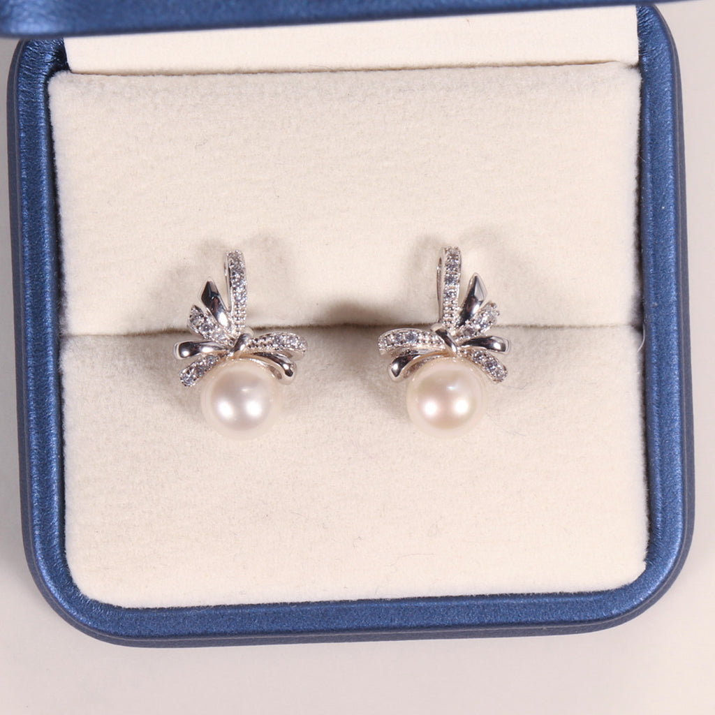 Perfect Circle Strong Light Freshwater Pearl Suit S925 Silver Bow Accessories Minority Fashion Pearl Rings Ear Studs Jewelry Pearl earrings