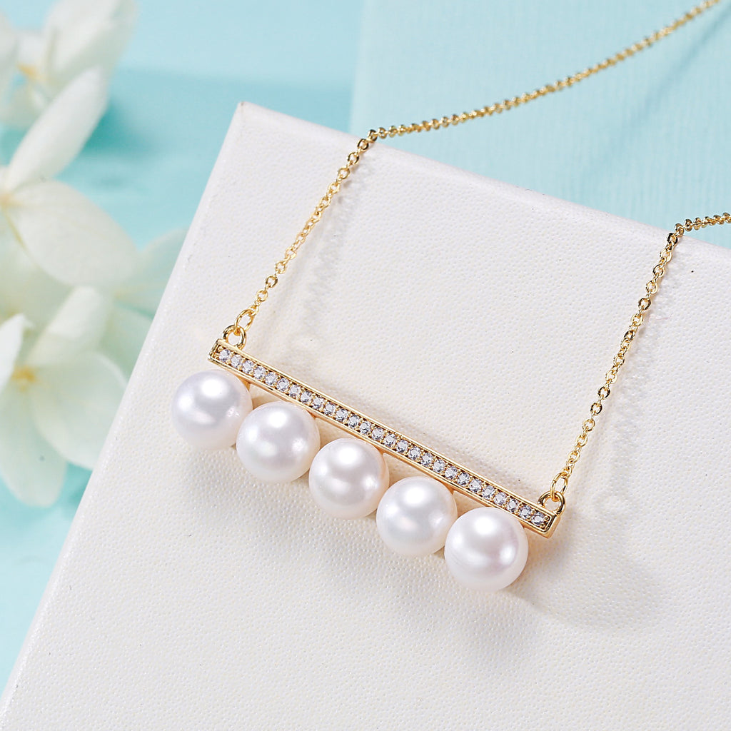 Factory Direct Supply Freshwater Pearl Balance Beam Necklace Girly Temperamental Pendant Full Diamond Design Clavicle Chain Wholesale Pearl Necklace